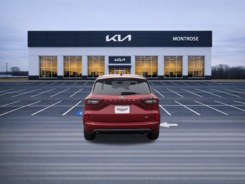 Used 2023 Ford Escape ST-Line w/ Equipment Group 301A FWD image 7