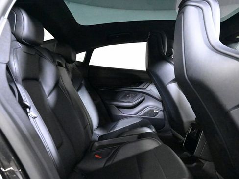 Certified 2022 Porsche Taycan GTS AWD/4WD image 19
