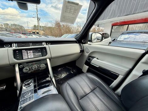 Used 2015 Land Rover Range Rover Supercharged image 18