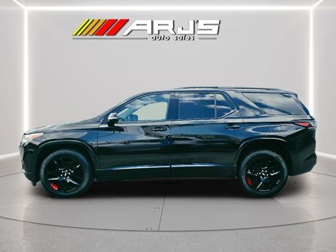 Used 2018 Chevrolet Traverse Premier w/ Redline Edition FWD image 2