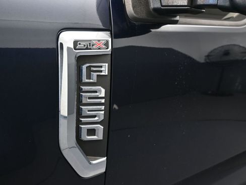 Used 2021 Ford F250 XL w/ STX Appearance Package image 30