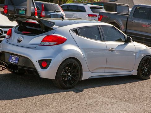 Used 2015 Hyundai Veloster Turbo w/ Option Group 04 FWD image 4