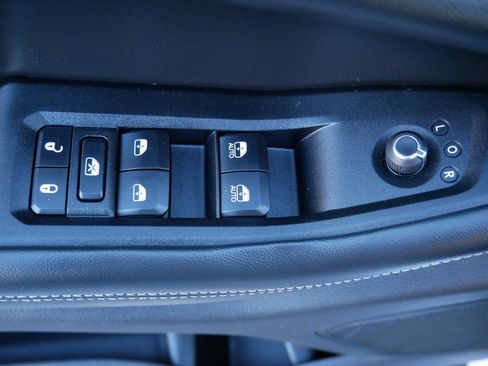 Used 2023 Jeep Grand Cherokee Laredo w/ Luxury Tech Group I image 20