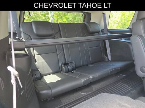 Used 2018 Chevrolet Tahoe LT w/ Luxury Package RWD image 15
