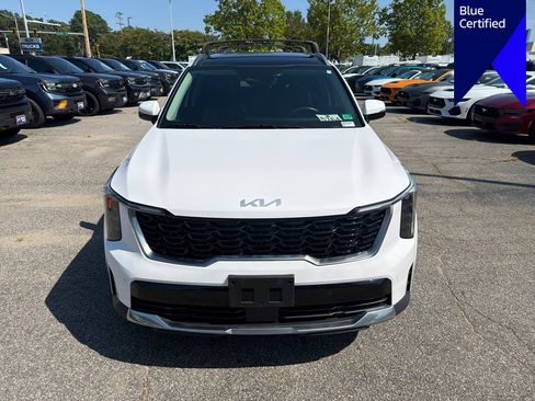 Used 2024 Kia Sorento S w/ Panoramic Sunroof Package AWD/4WD image 2