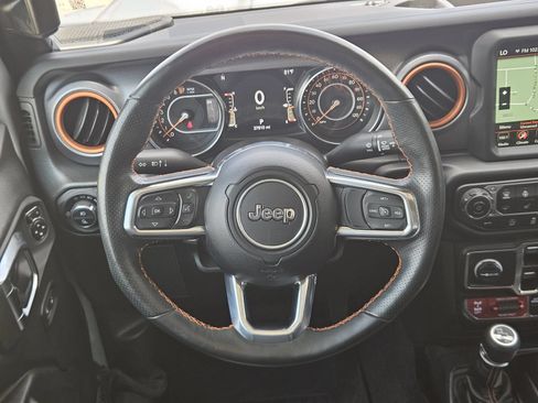 Used 2023 Jeep Gladiator Mojave w/ Cold Weather Group AWD/4WD image 25