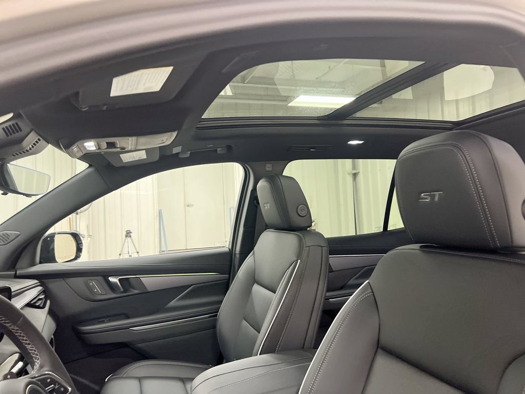 New 2027 Buick Enclave Sport Touring w/ Power Package AWD/4WD image 20
