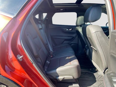 Used 2021 Chevrolet Blazer RS w/ Enhanced Convenience Package image 29