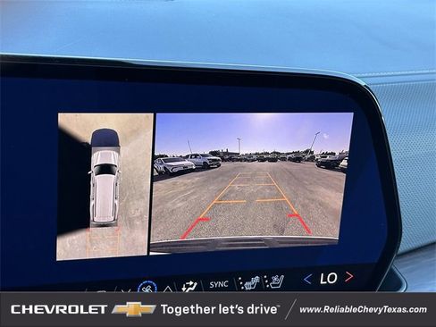 New 2026 Chevrolet Suburban Premier image 19