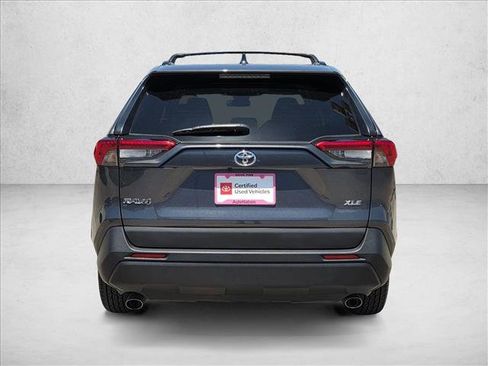 Certified 2022 Toyota RAV4 XLE w/ Carpet Mat Package (TMS) FWD image 7