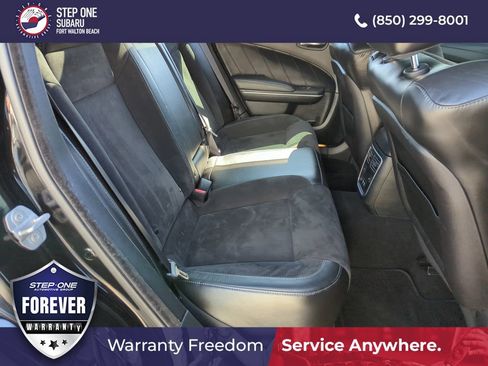 Used 2022 Dodge Charger R/T w/ Plus Group RWD image 30