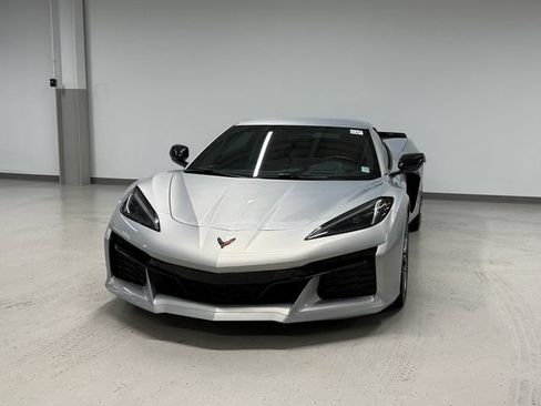 Used 2023 Chevrolet Corvette Z06 w/ Stealth Interior Trim Package RWD image 1