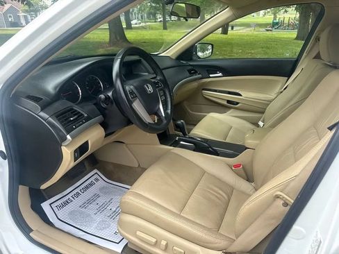 Used 2011 Honda Accord SE image 12