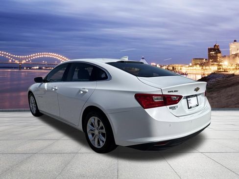 Used 2024 Chevrolet Malibu LT image 3