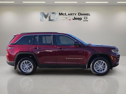 New 2025 Jeep Grand Cherokee Laredo X w/ Trailer Tow Package image 6