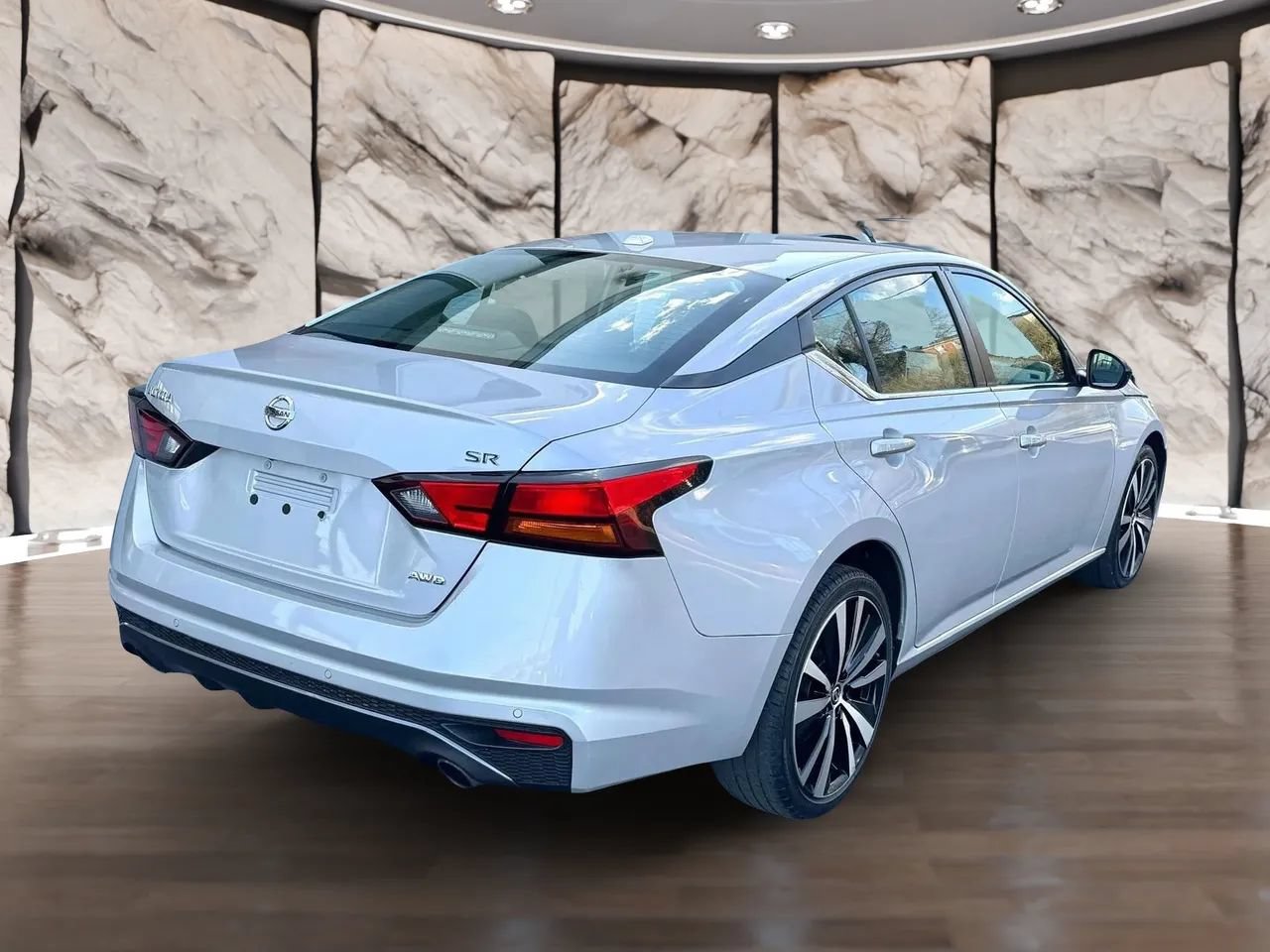 Used 2021 Nissan Altima 2.5 SR AWD/4WD image 7