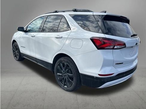 Used 2024 Chevrolet Equinox RS w/ RS Leather Package image 9