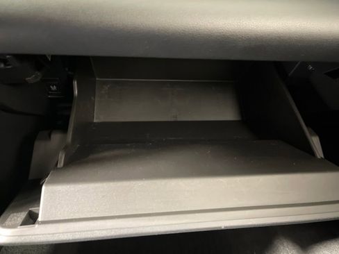 Used 2024 Toyota GR86 Base image 25