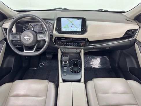 Used 2022 Nissan Rogue SL w/ SL Premium Package image 12