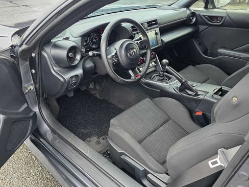 Used 2023 Toyota GR86 w/ ALL Weather Mat Package (TMS) RWD image 14
