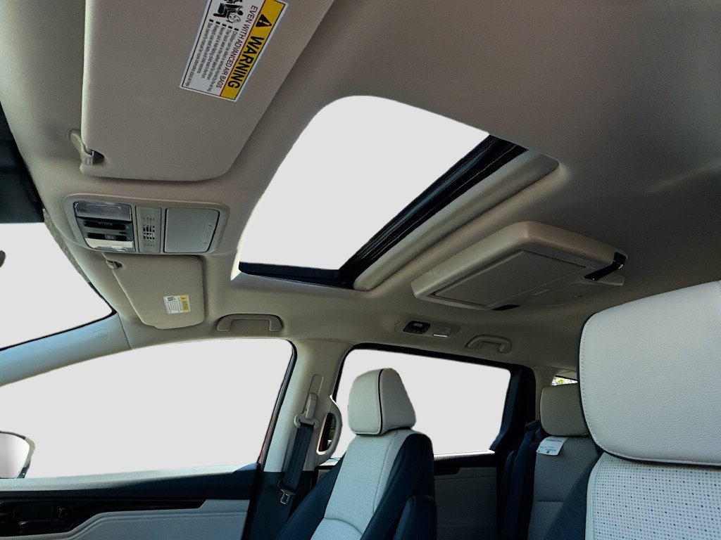 New 2026 Honda Odyssey Elite image 17