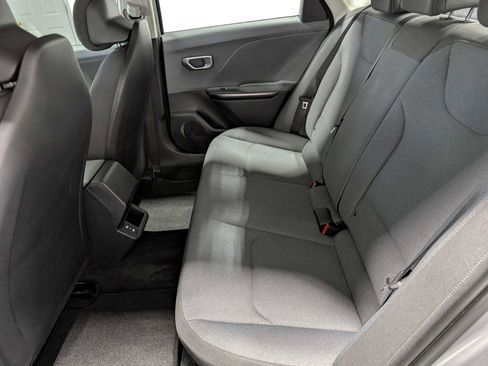 Certified 2025 Kia K4 FWD image 21