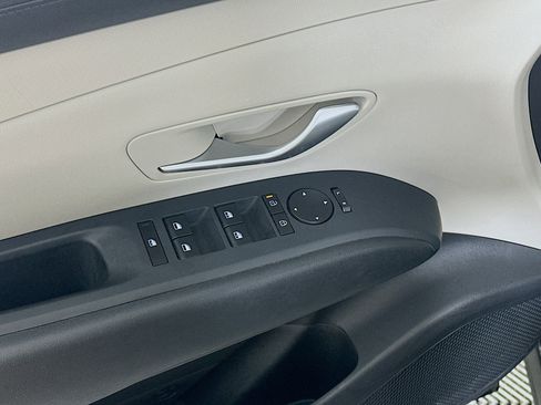 Used 2025 Hyundai Tucson SEL image 15