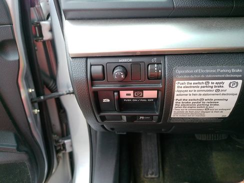 Used 2012 Subaru Outback 2.5i AWD/4WD image 30
