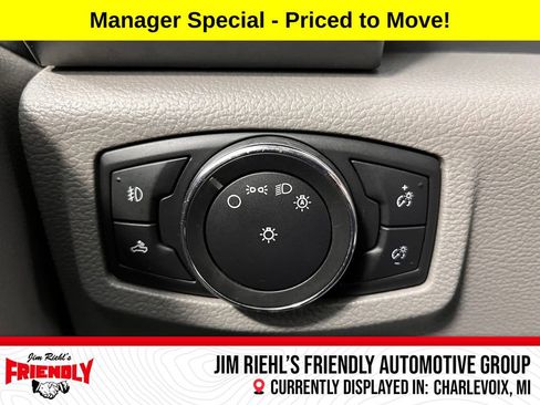 Used 2016 Ford F150 XLT w/ Equipment Group 302A Luxury AWD/4WD image 32