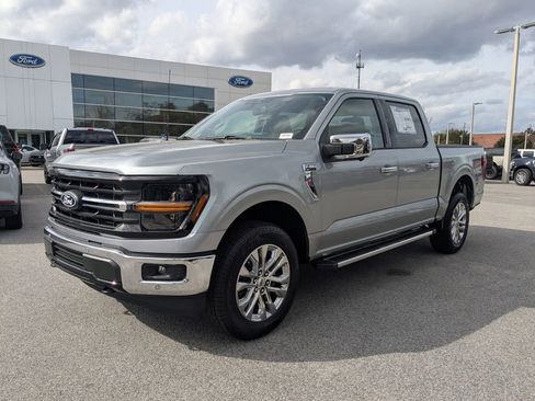 New 2026 Ford F150 XLT w/ Equipment Group 302A MID image 8