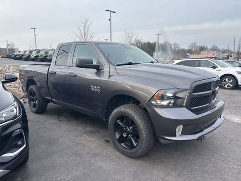Used 2019 RAM 1500 Express w/ Express Value Package image 3
