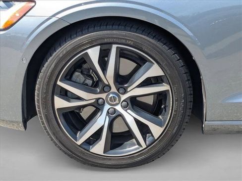 Used 2019 Volvo S60 T6 R-Design AWD/4WD image 26
