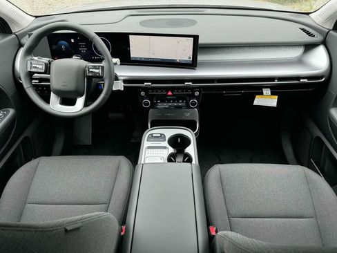 New 2026 Hyundai Ioniq 9 SE image 12