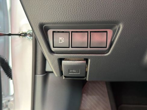 New 2026 Toyota Prius XLE FWD image 13