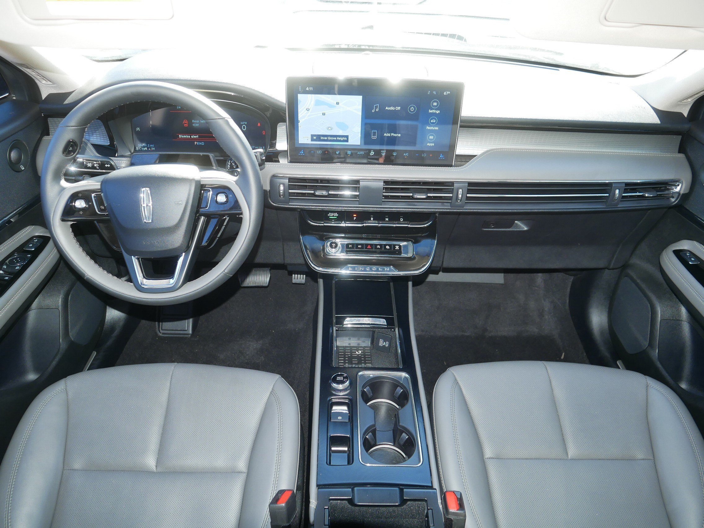 Used 2024 Lincoln Corsair AWD w/ Equipment Group 102A image 10