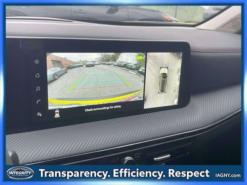 Certified 2025 Nissan Kicks SR image 28