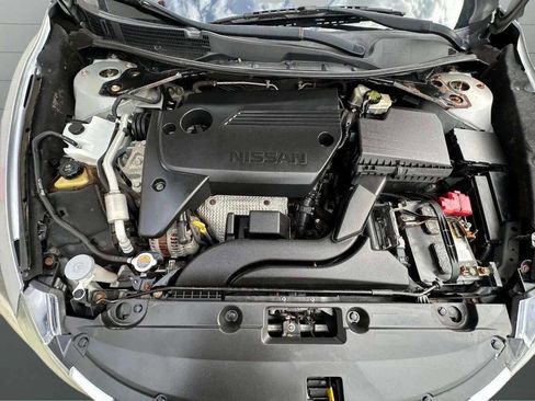 Used 2016 Nissan Altima 2.5 S w/ Power Driver Seat Package image 11