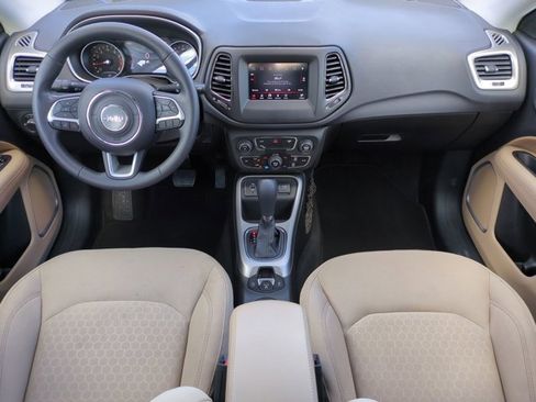 Used 2018 Jeep Compass Sport w/ Tech Group image 15