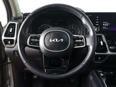 Used 2023 Kia Sorento S w/ Panoramic Sunroof Package image 37