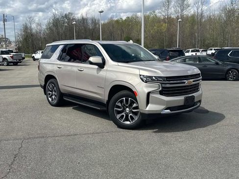 Certified 2022 Chevrolet Tahoe LT w/ LT Signature Plus Package AWD/4WD image 2