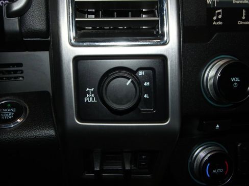 Used 2017 Ford F250 Platinum w/ Platinum Ultimate Package image 18