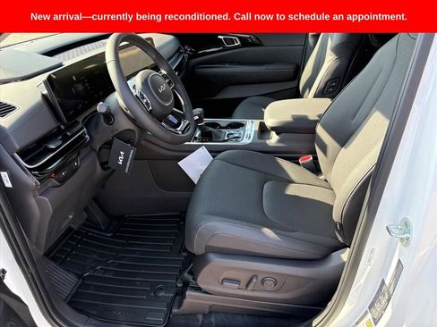 Used 2026 Kia Carnival SX Prestige image 19