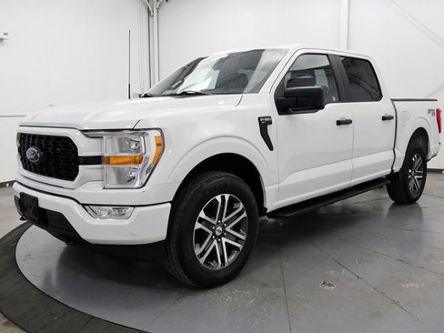 Used 2021 Ford F150 XL w/ STX Appearance Package AWD/4WD image 3
