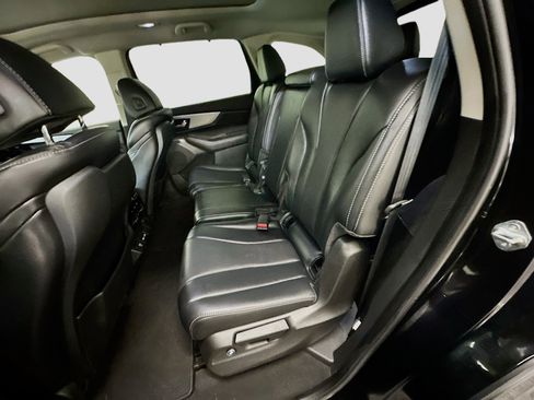 Used 2023 Acura MDX SH-AWD w/ Technology Package image 30