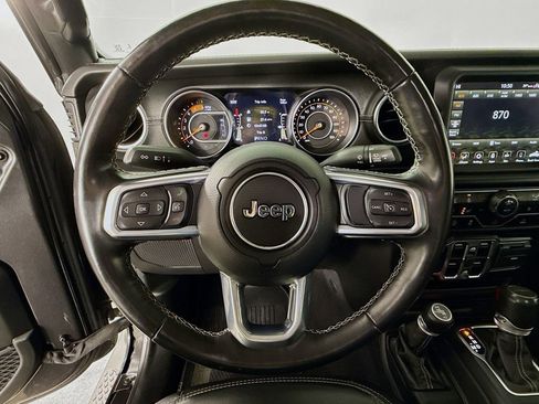 Used 2021 Jeep Gladiator Overland image 13