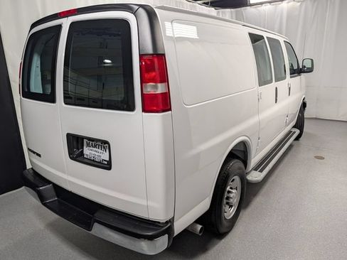 Certified 2025 Chevrolet Express 2500 w/ Driver Convenience Package RWD image 4