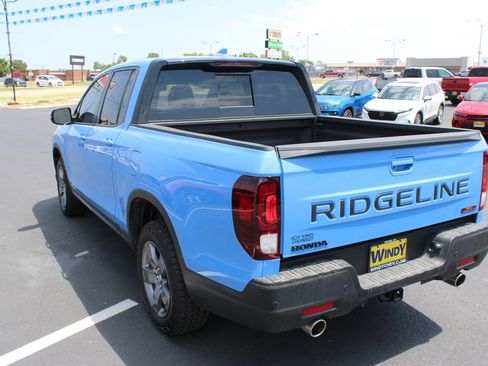 Used 2025 Honda Ridgeline TrailSport image 6