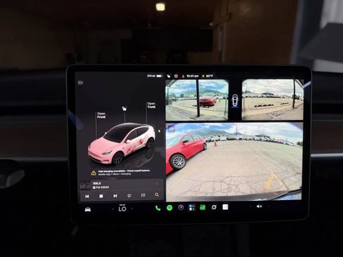Used 2024 Tesla Model Y Long Range AWD/4WD image 27