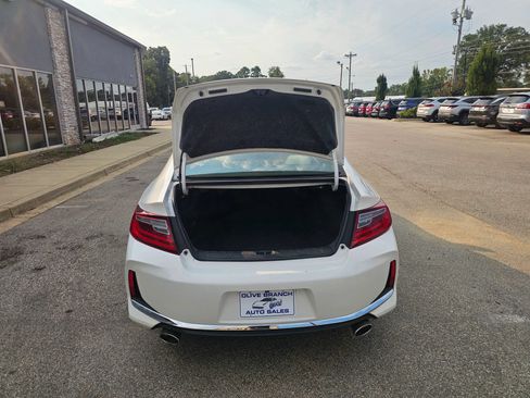 Used 2016 Honda Accord EX-L image 11