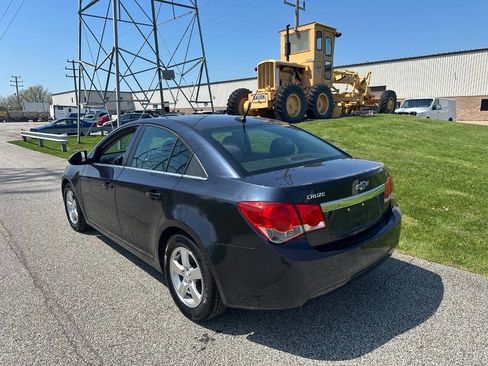 Used 2014 Chevrolet Cruze LT FWD image 3